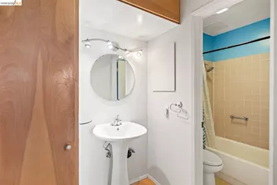 3 Commodore Dr #B153, Emeryville, CA 94608 - Photo 31