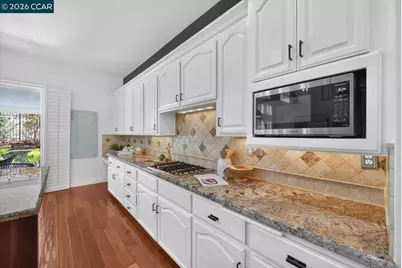1116 Peacock Creek Dr, Clayton, CA 94517 - Photo 27
