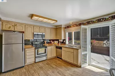 555 Teal Ct, Livermore, CA 94551 - Photo 7