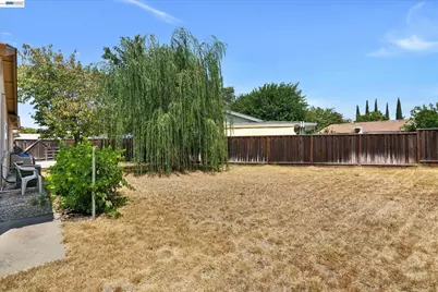 555 Teal Ct, Livermore, CA 94551 - Photo 23