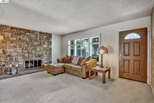 555 Teal Ct, Livermore, CA 94551 - Photo 3