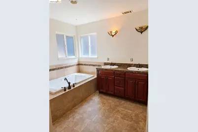 1480 Delwood St, Vallejo, CA 94591 - Photo 17