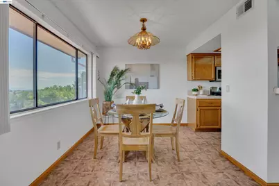 22012 Sevilla Rd #95, Hayward, CA 94541 - Photo 11