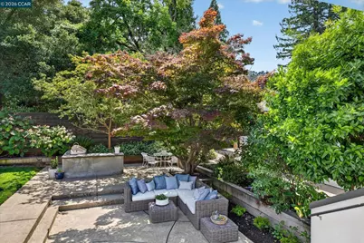21 Camino Del Diablo, Orinda, CA 94563 - Photo 27