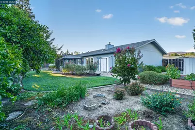 8 Casey Glen Ct, Clayton, CA 94517 - Photo 59