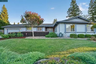 8 Casey Glen Ct, Clayton, CA 94517 - Photo 1