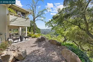 2100 Skycrest Dr, Walnut Creek, CA 94595 - Photo 39