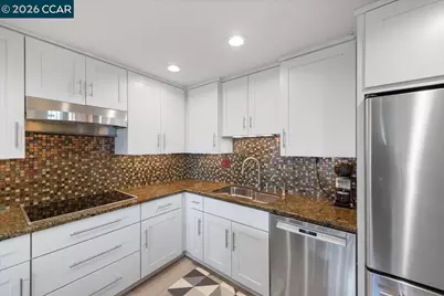 2100 Skycrest Dr #12, Walnut Creek, CA 94595 - Photo 27
