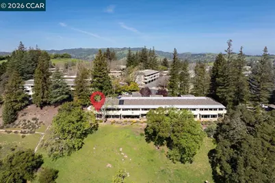 2100 Skycrest Dr #12, Walnut Creek, CA 94595 - Photo 5