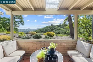 2100 Skycrest Dr, Walnut Creek, CA 94595 - Photo 33
