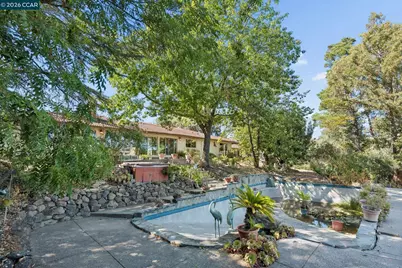 834 Carter Acres Ln, Martinez, CA 94553 - Photo 29
