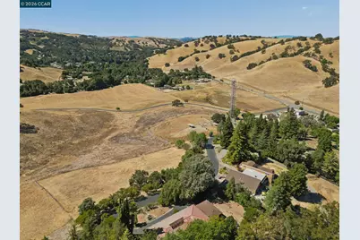 834 Carter Acres Ln, Martinez, CA 94553 - Photo 51