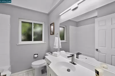 657 Clover Ave, San Jose, CA 95128 - Photo 17