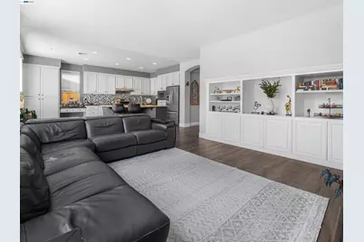 308 Arrowhead Way, Hayward, CA 94544 - Photo 9