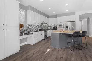 308 Arrowhead Way, Hayward, CA 94544 - Photo 3