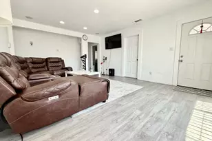 441 Bartlett Ave, San Lorenzo, CA 94541 - Photo 3