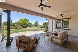 2402 Silver Oaks Ln, Pleasanton, CA 94566 - Photo 67