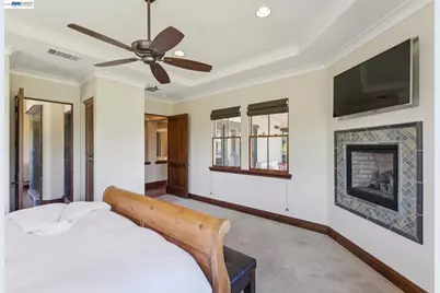 2402 Silver Oaks Ln, Pleasanton, CA 94566 - Photo 37