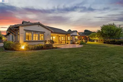 2402 Silver Oaks Ln, Pleasanton, CA 94566 - Photo 65