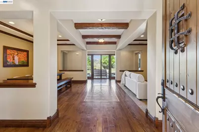 2402 Silver Oaks Ln, Pleasanton, CA 94566 - Photo 9