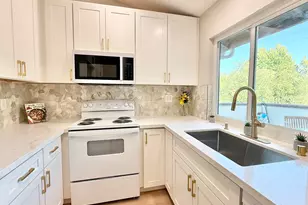 136 Hackamore Ln, Fremont, CA 94539 - Photo 3
