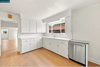 1455 McKendrie St, San Jose, CA 95126 - Photo 15
