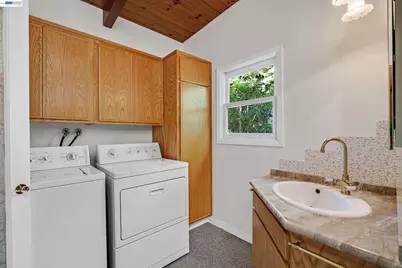 659 Peach St, Novato, CA 94945 - Photo 25