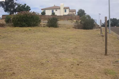 3799 Skyfarm Dr, Santa Rosa, CA 95403 - Photo 21