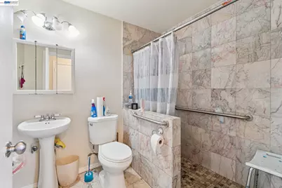 10997 Hirschfeld, Rancho Cordova, CA 95670 - Photo 5