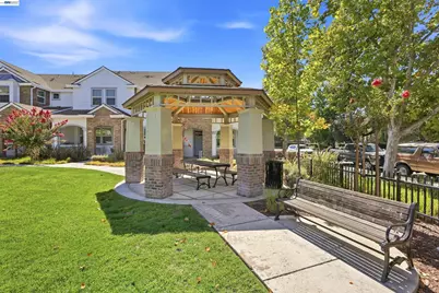 1744 Catalina Ct, Livermore, CA 94550 - Photo 17
