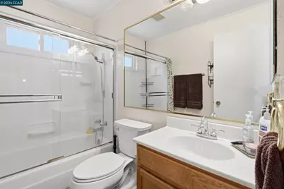 2870 Seville Cir, Antioch, CA 94509 - Photo 15