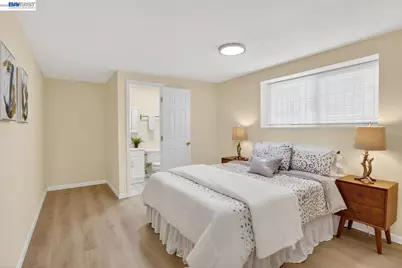 1328 25th St, Oakland, CA 94606 - Photo 27