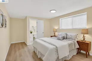 1328 25th St, Oakland, CA 94606 - Photo 27
