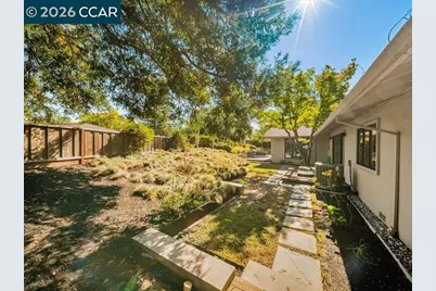 8 Dunsmoor Ct, Danville, CA 94526 - Photo 53