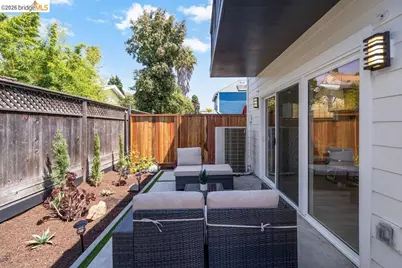 732 26th Street, Oakland, CA 94612 - Photo 11