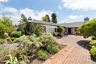 1064 Overlook Rd, Berkeley, CA 94708 - Photo 3