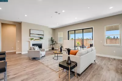 3215 Phoenix Ave, Tracy, CA 95377 - Photo 9