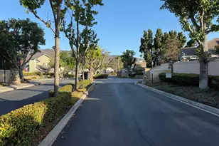 10558 Rancho Carmel Dr, San Diego, CA 92128 - Photo 15