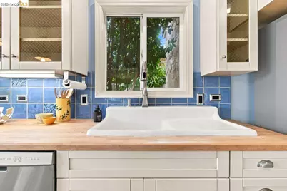 2400 McBryde Ave, Richmond, CA 94804 - Photo 7