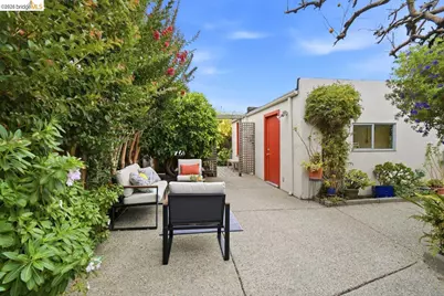 2400 McBryde Ave, Richmond, CA 94804 - Photo 23