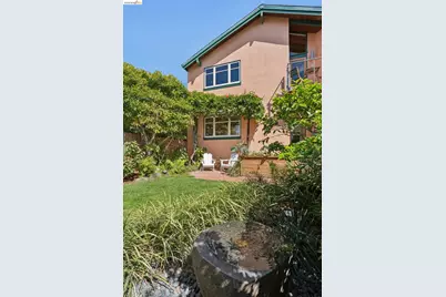 1170 Colusa Ave, Berkeley, CA 94707 - Photo 49