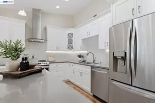 2641 Ptarmigan Dr, Walnut Creek, CA 94595 - Photo 5