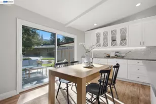 2641 Ptarmigan Dr, Walnut Creek, CA 94595 - Photo 9
