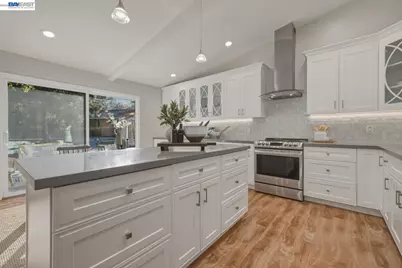 2641 Ptarmigan Dr #1, Walnut Creek, CA 94595 - Photo 3