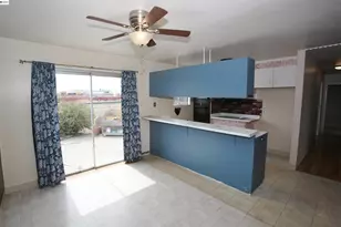 16165 Via Harriet, San Lorenzo, CA 94580 - Photo 17