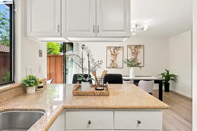 6253 Joaquin Murieta Ave #C, Newark, CA 94560 - Photo 11