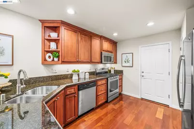 7633 Stellaria Ln, San Ramon, CA 94582 - Photo 17