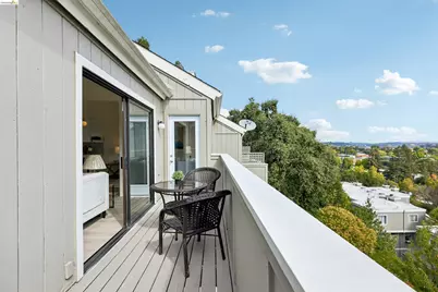 12 Madrid Ct, Novato, CA 94949 - Photo 31