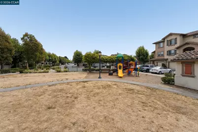 106 Santa Ines St, San Pablo, CA 94806 - Photo 63