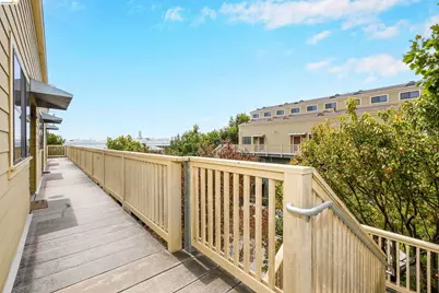1555 32nd St #4, Oakland, CA 94608 - Photo 43